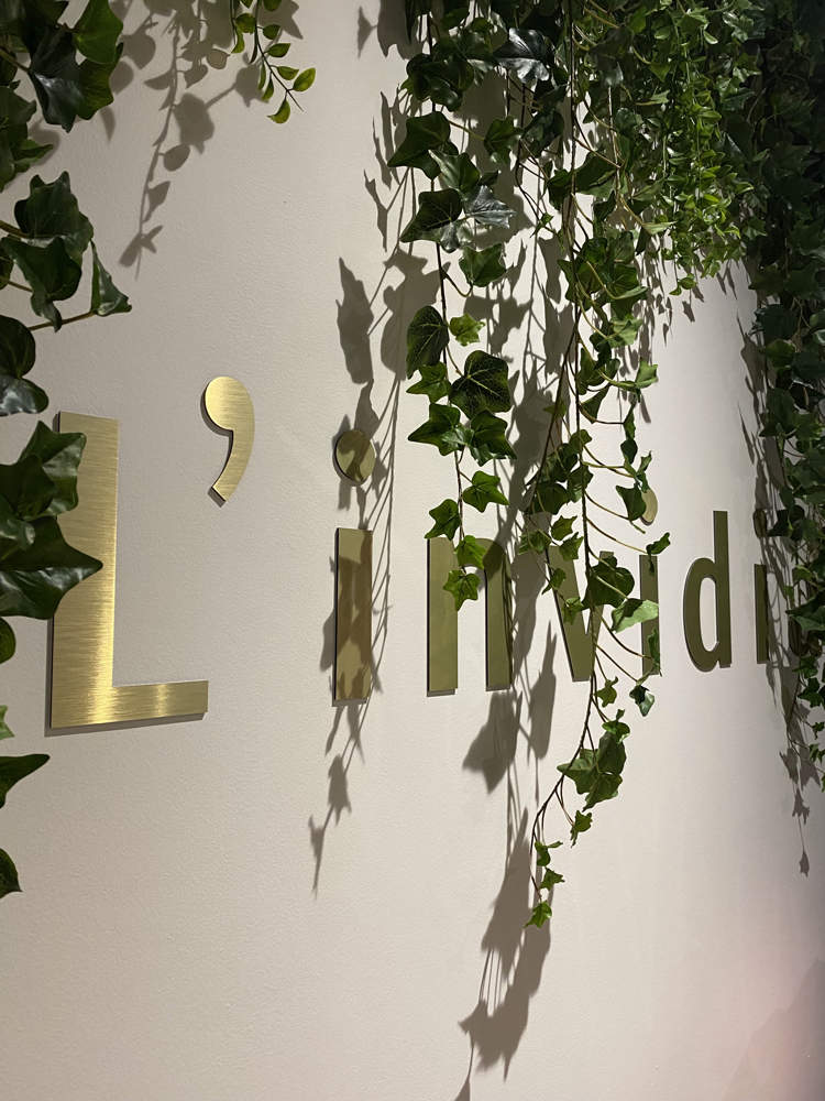 Enseigne Lettres Découpées avec adhesif